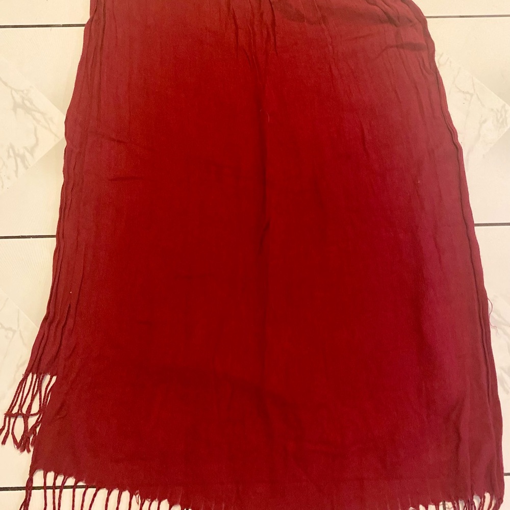 Red pashmina like shawl/scarf